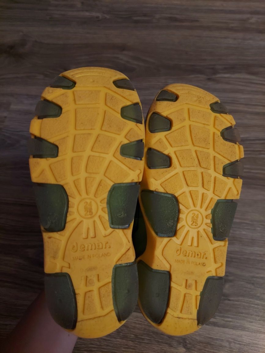 Гумові чоботи сандалі crocs кросовки хайтопи чешки 16,5 см