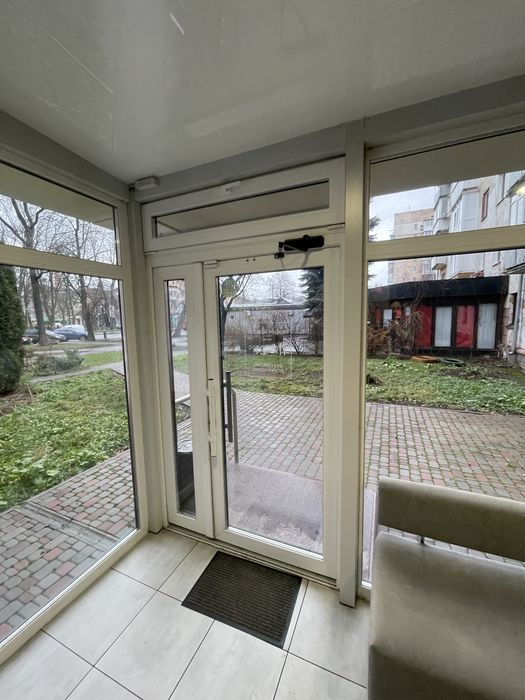 Оренда комнрційного приміщення вул київська