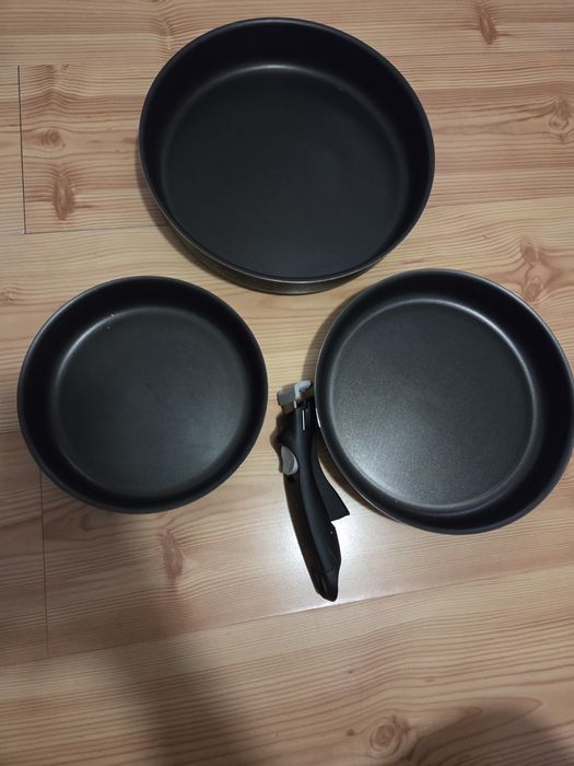 Zestaw 3 patelni z odpinana rączka