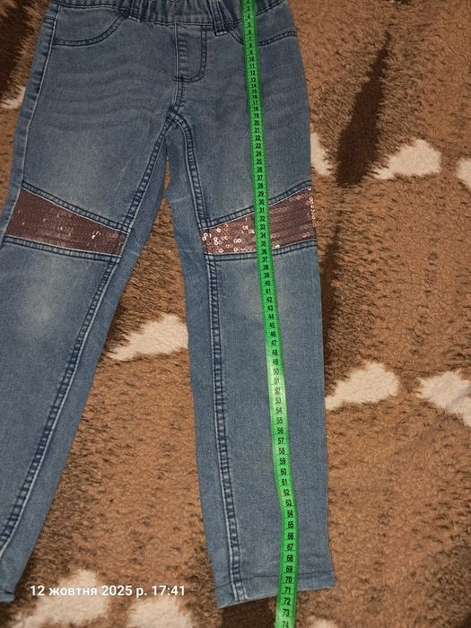 Суперові джинси на дівчинку 134