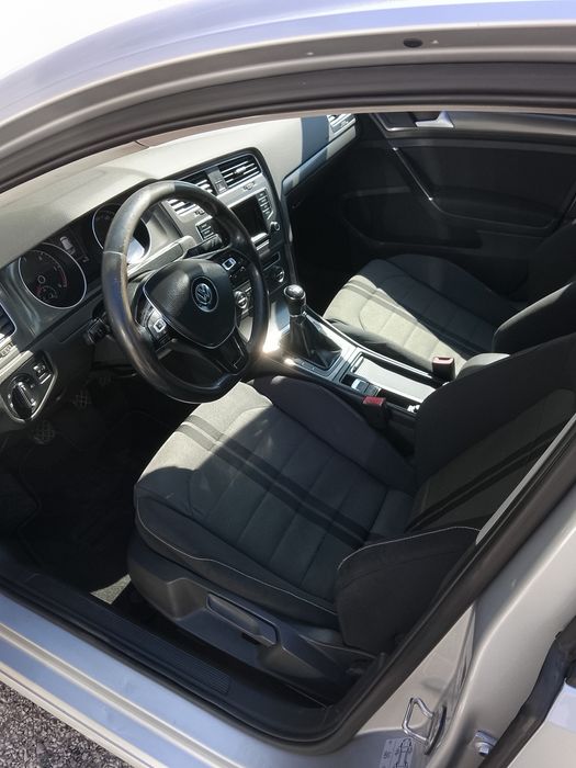Volkswagen Golf VII