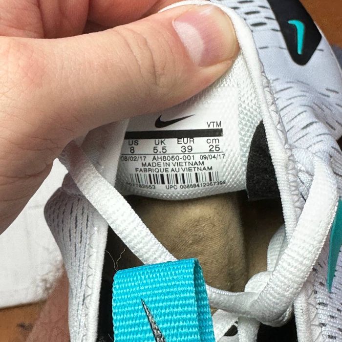 Кросівки nike air max 270