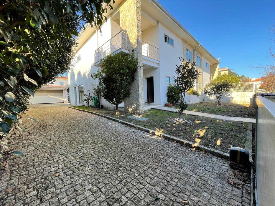 Quarto com casa de banho privativa