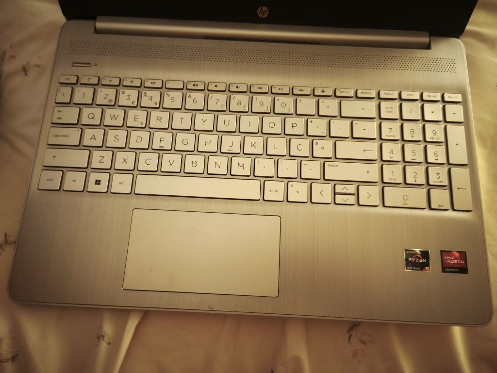 Portátil HP rigorosamente novo