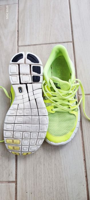 Кросівки nike free, оригінал. Puma, asics,ecco
