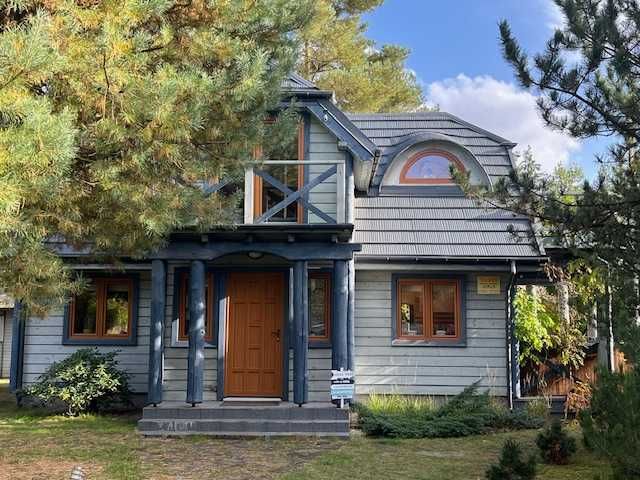 Całoroczny dom nad jeziorem Zdworskim z sauną i jacuzzi