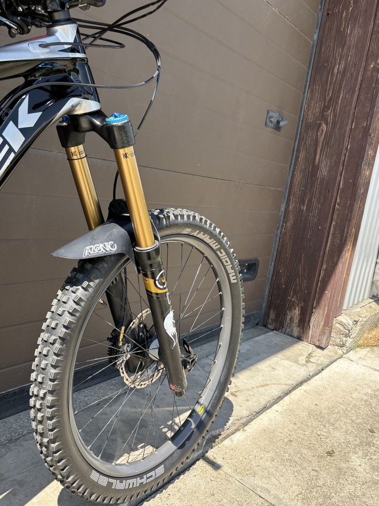 Rower Enduro Trek Slash 8