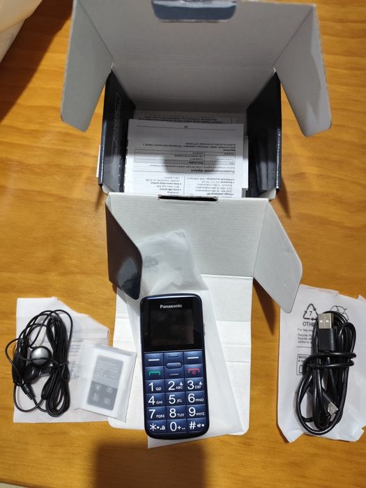 Telemóvel Panasonic KX-TU110