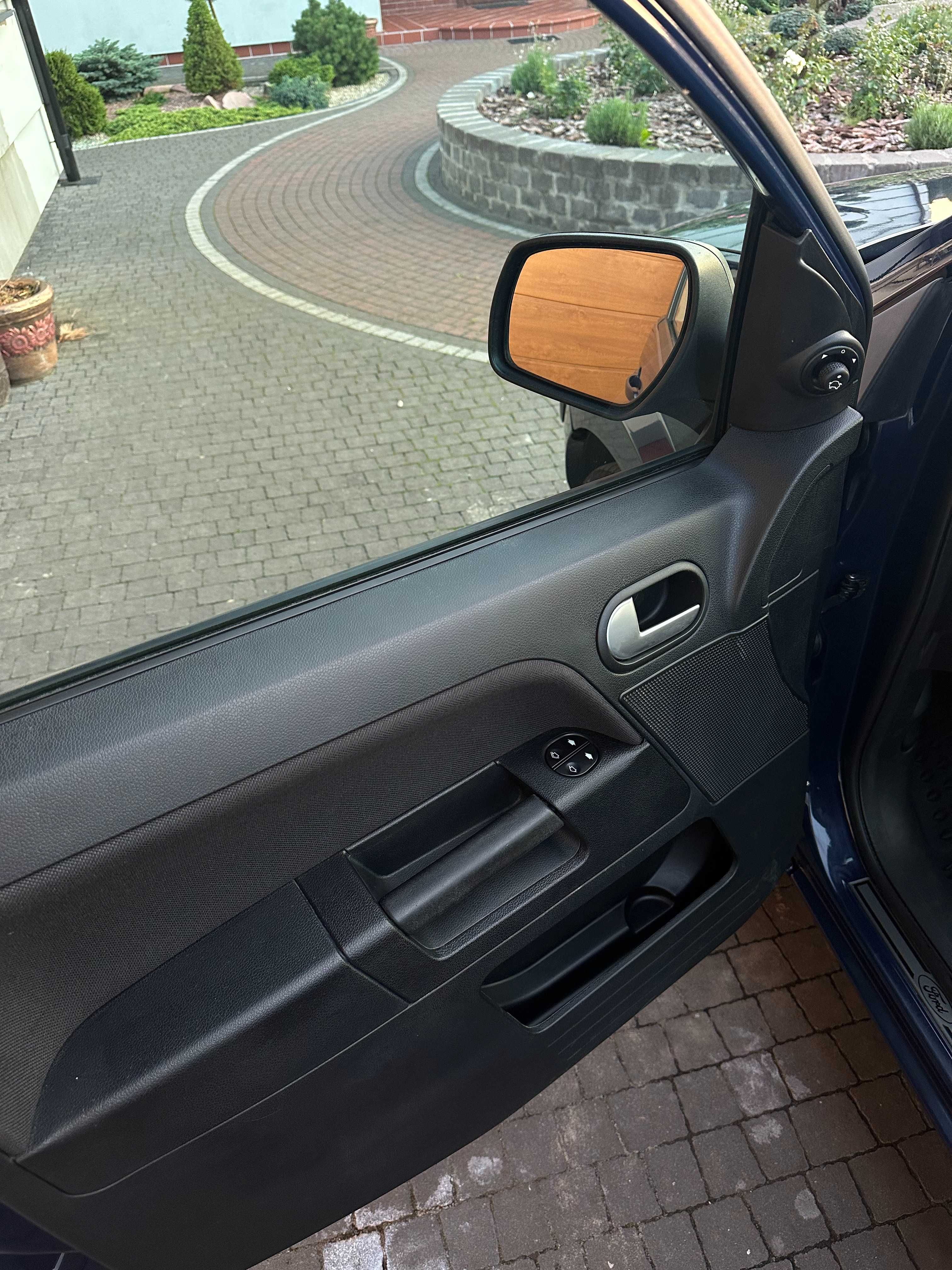 Ford Fusion 1.4 бензин 2011