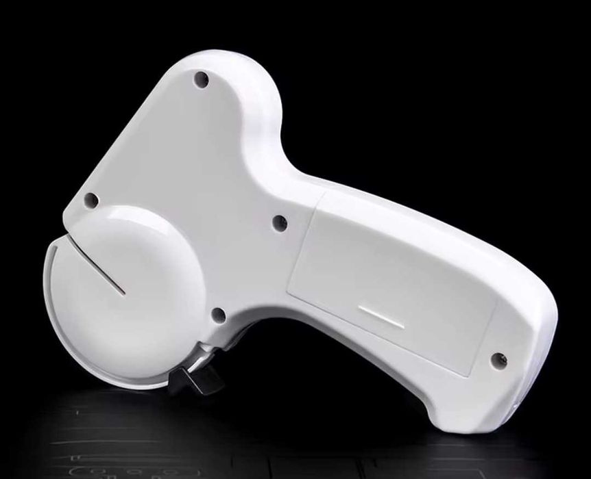 Automatyczna elektryczna wiązarka do haków haczyków wędkarskich.