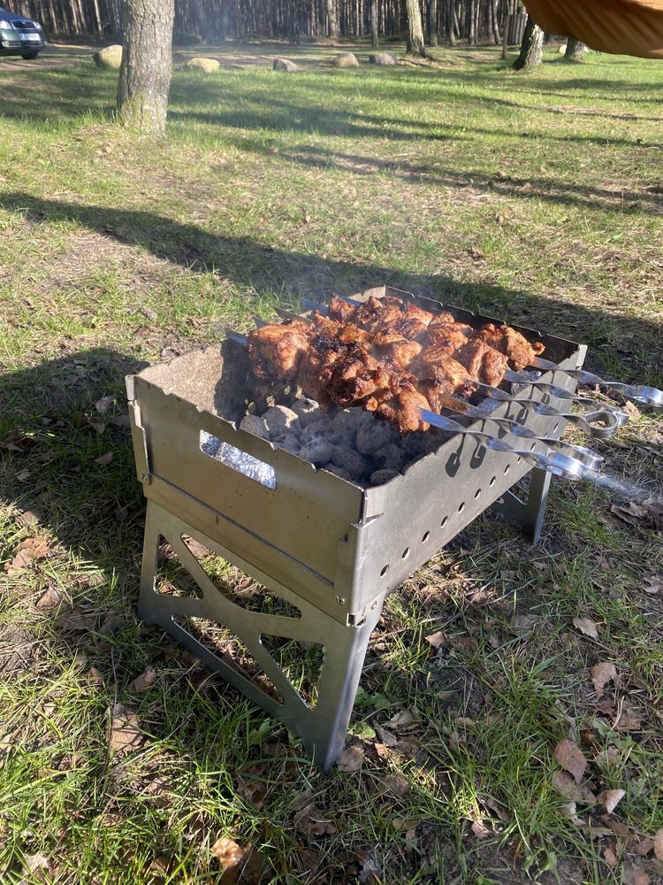 Grill Mangal ze stali nierdzewnej 2mm+szpikulca+ kratka