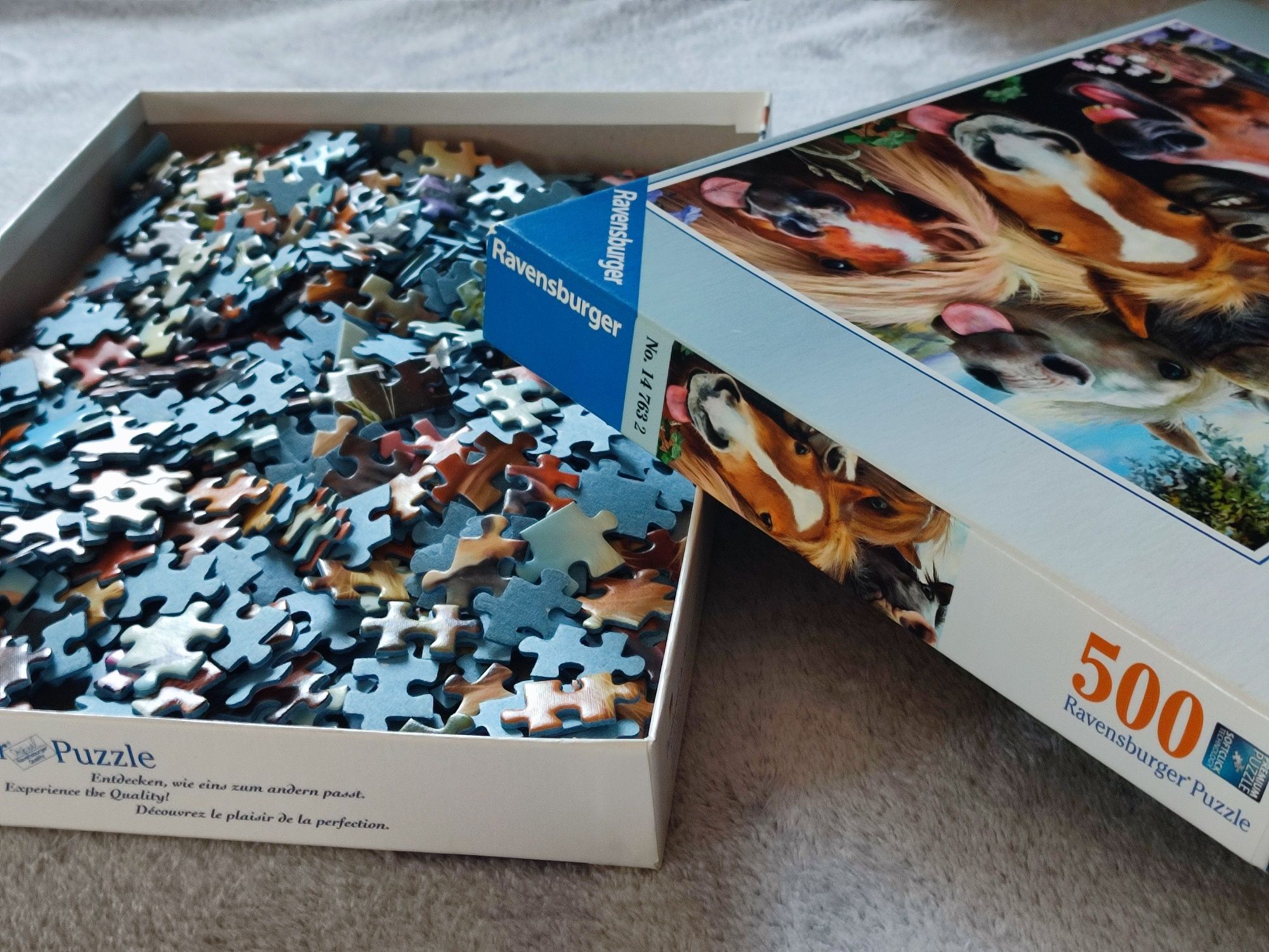 Puzzle Ravensburger Selfie na farmie Wesołe konie 498 klocków