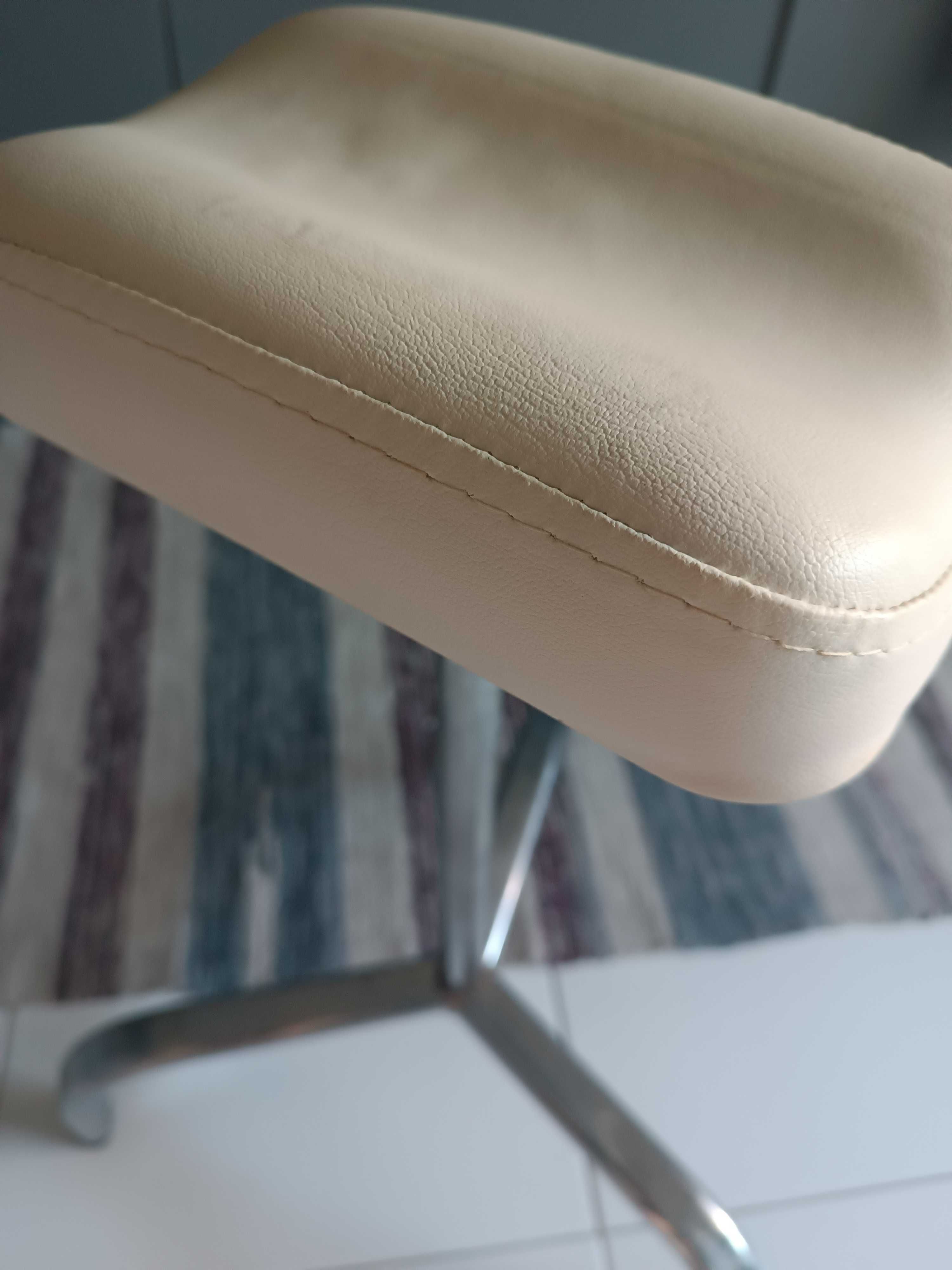 Banco/Apoio Pedicure