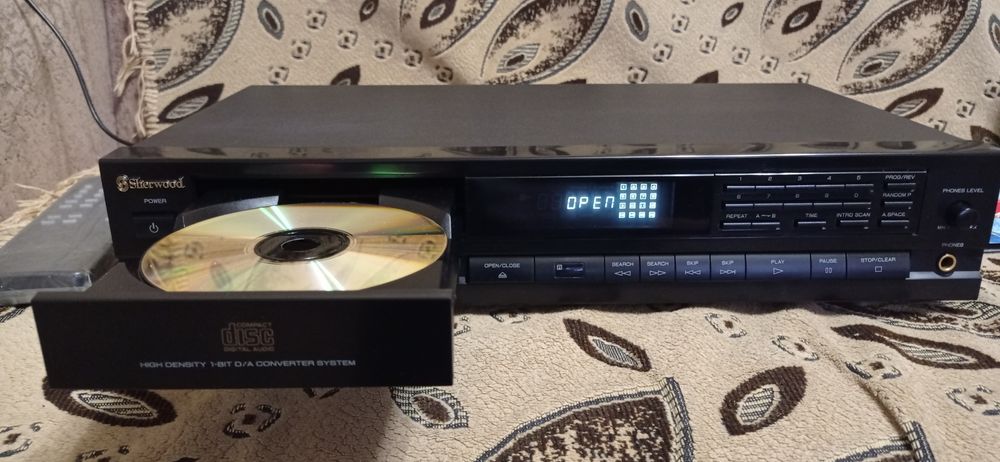 CD програвач Sherwood CD-3020C/R