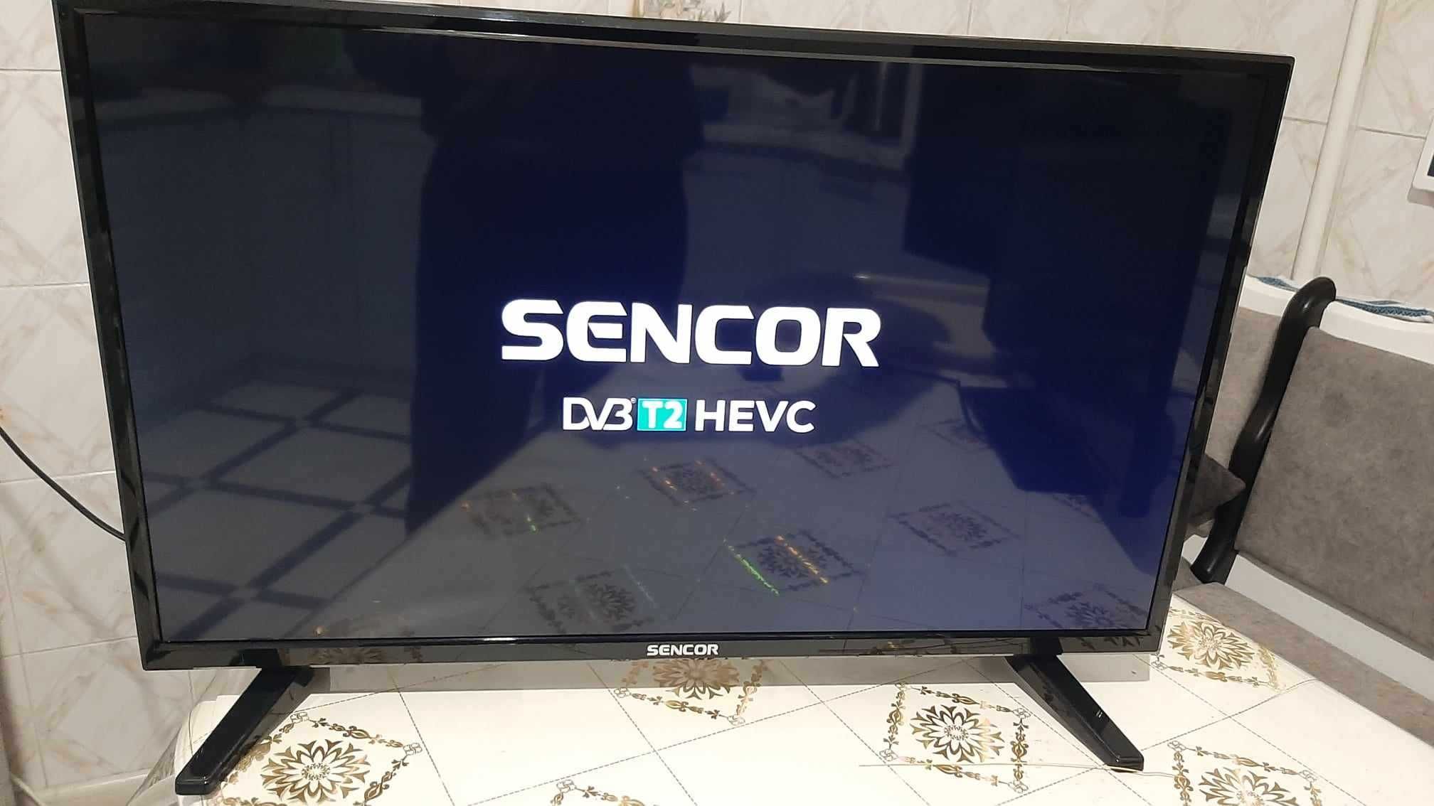 Новий телевізор  SENСOR SLE2814TCS