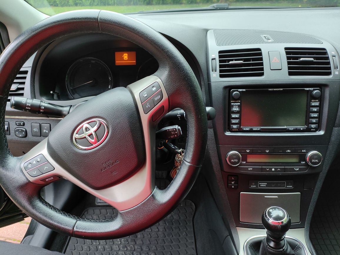 Toyota Avensis 2.0 D4D kombi możliwa zamiana na 4x4