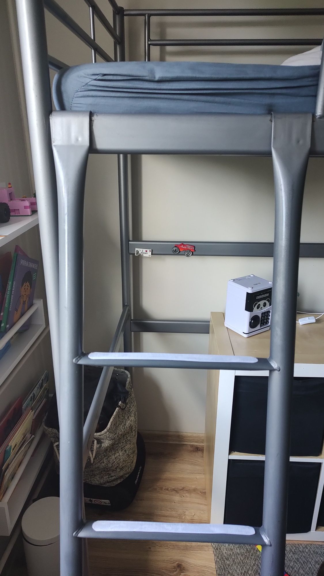 Łóżko na andresoli Ikea