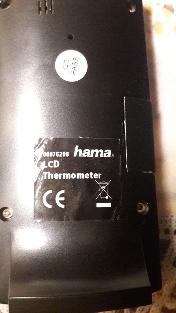 Цифровий LCD термометр