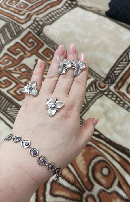 Продам серебряный набор 925 проба  43 гр.