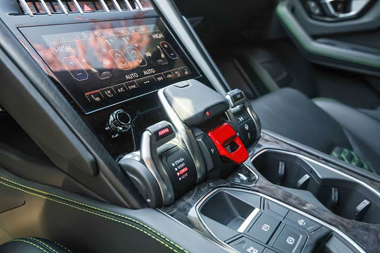 Lamborghini Urus 2021