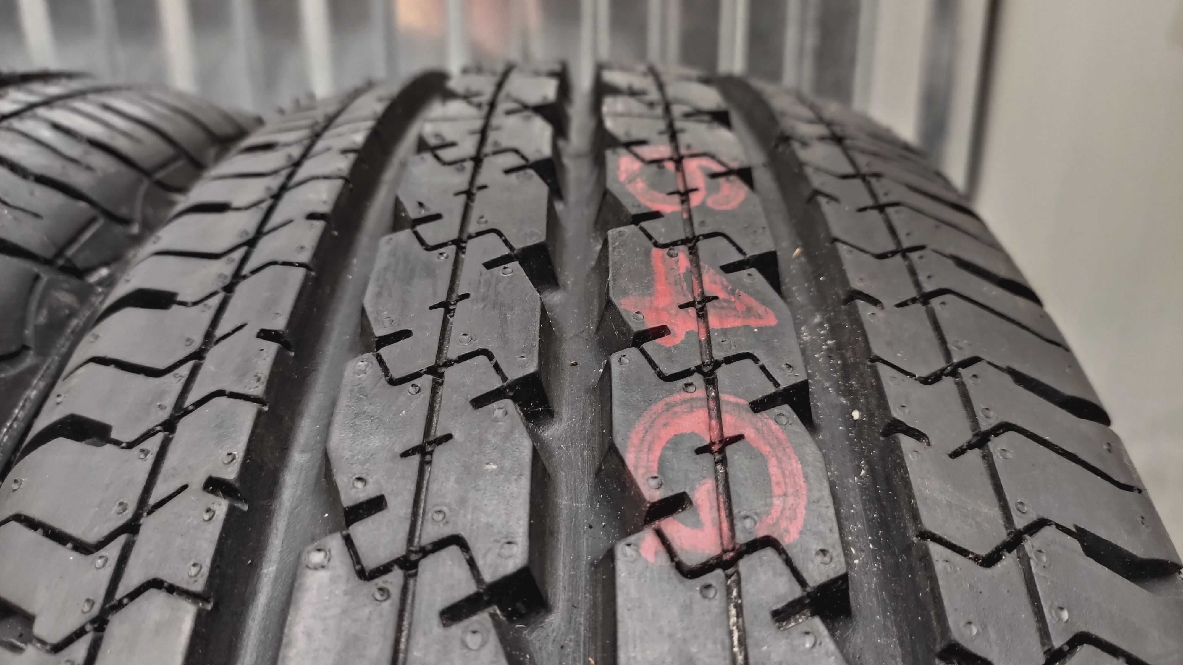 Шини 205/75R16C Pirelli . Нові. Hankook  с