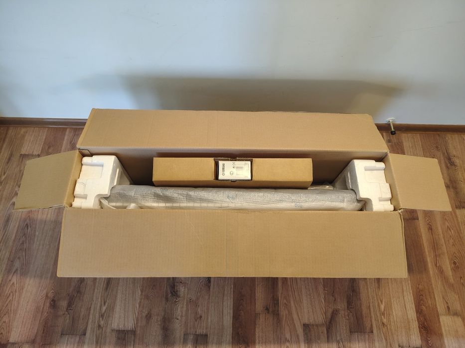 Синтезатор Yamaha PSR E423