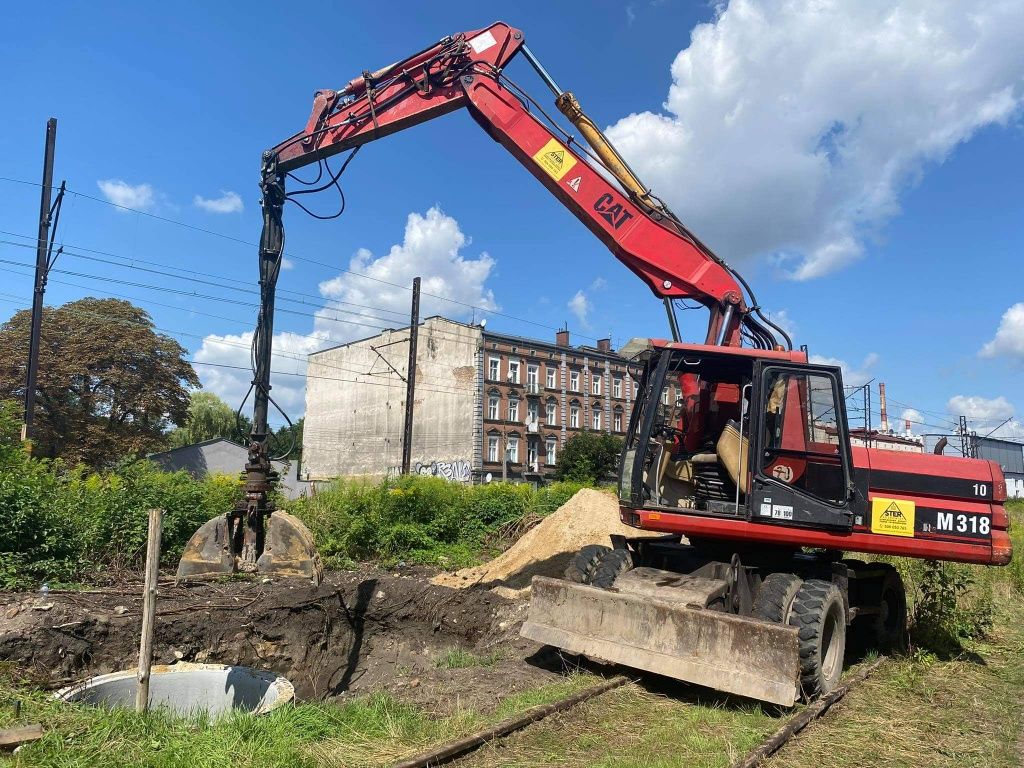 Usługi koparką obrotową 18 ton koparko ładowarką wyburzenia  Śląskie