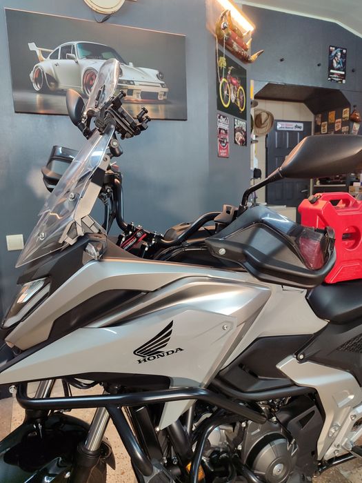 Продам новий офіційний мотоцікл Honda NC 750 DCT