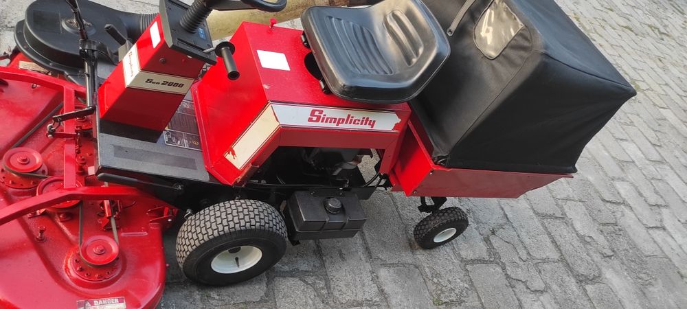 Kosiarka traktorek simplicity 16HP z koszem
