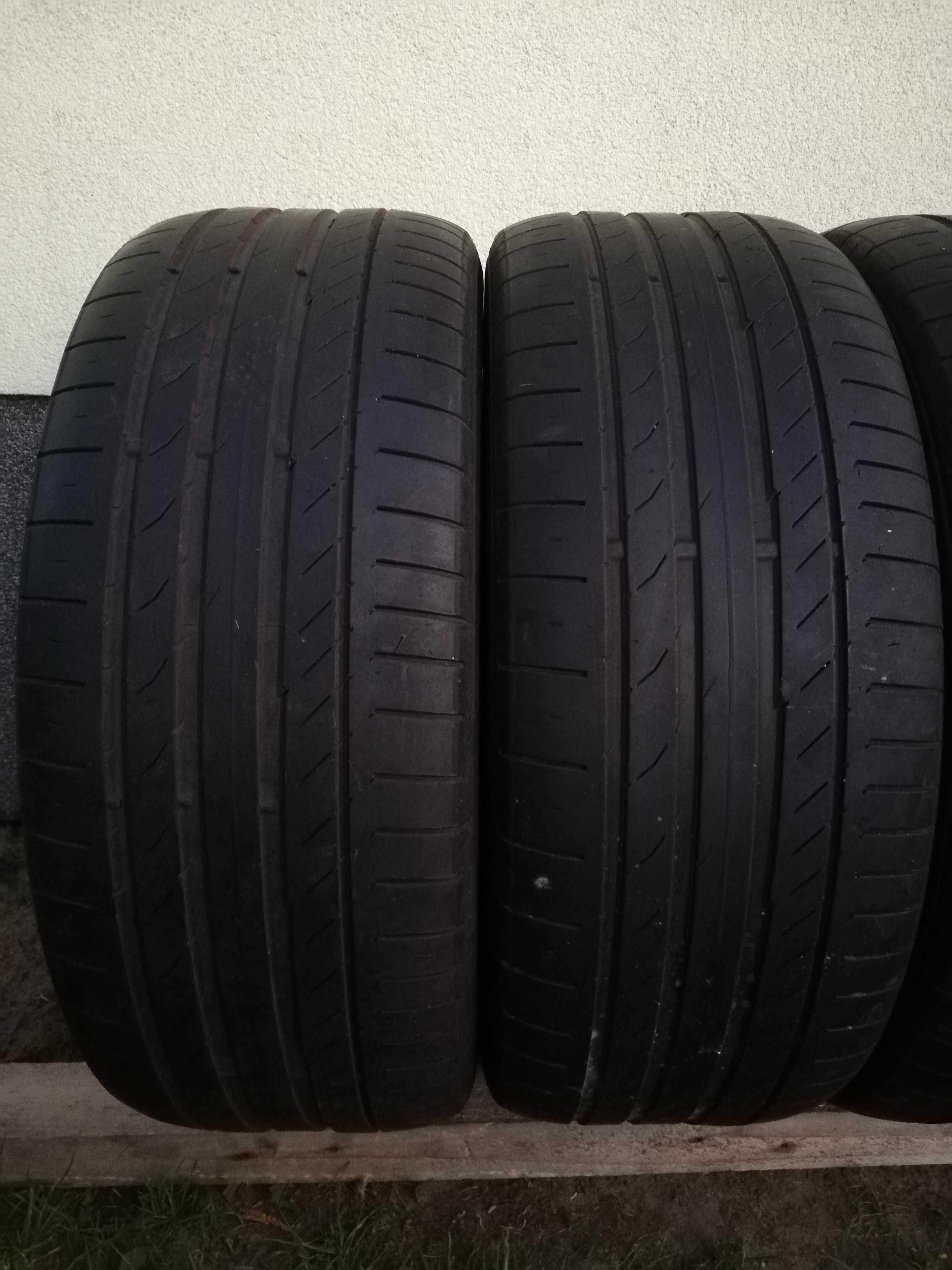 4 opony letnie Continental 235/55R18.