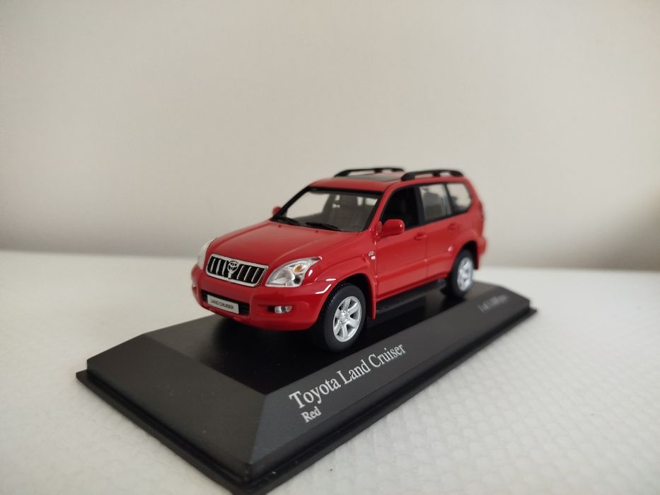 Miniatura Toyota Land Cruiser 1/43 Nova