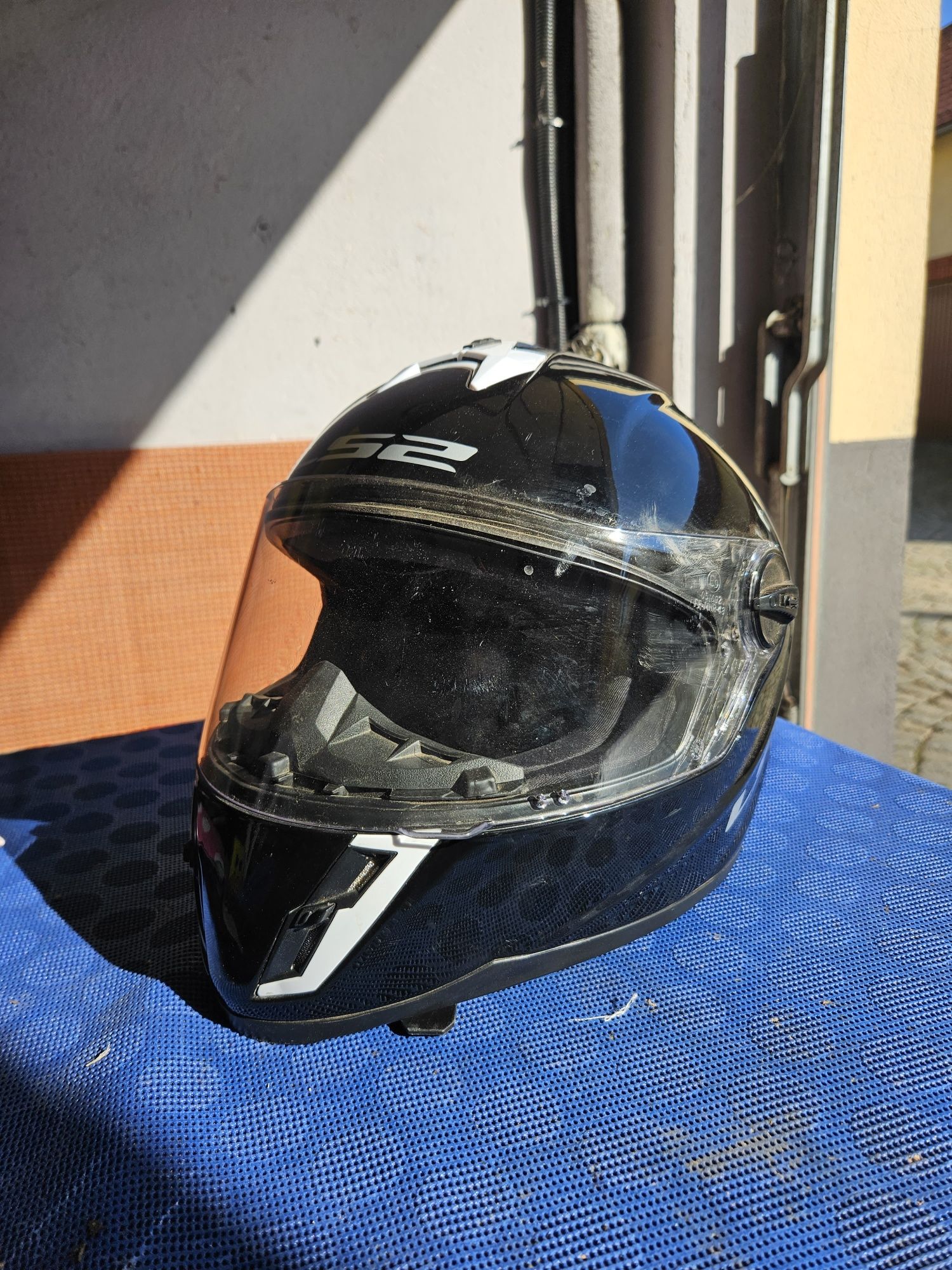 Kask na motor L52