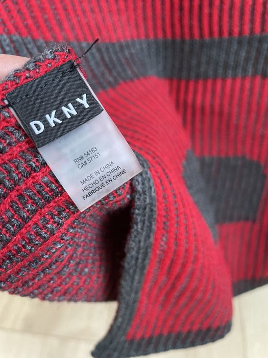 Nowy szalik unisex DKNY