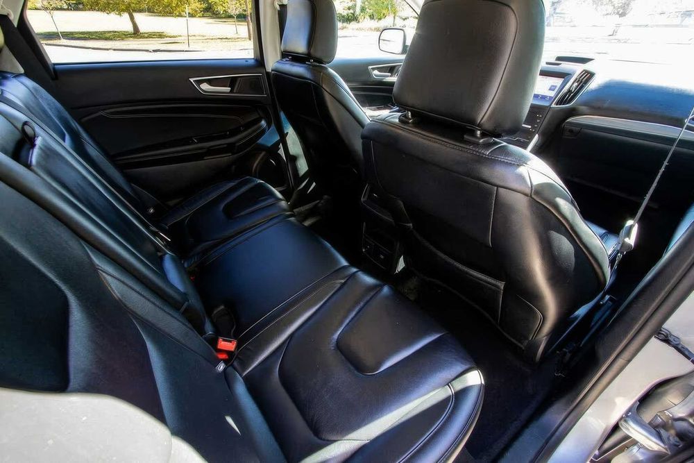 Ford Edge Titanium      2020
