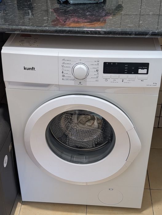 Máquina de Lavar roupa Kunft 8kg