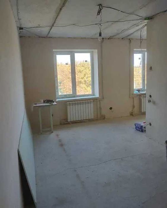 Алмазний 3к квартира середній поверх новий ремонт