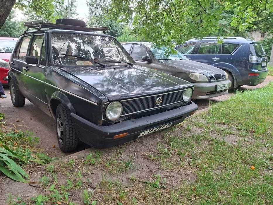 Volkswagen Golf 1980 з запасними частинами