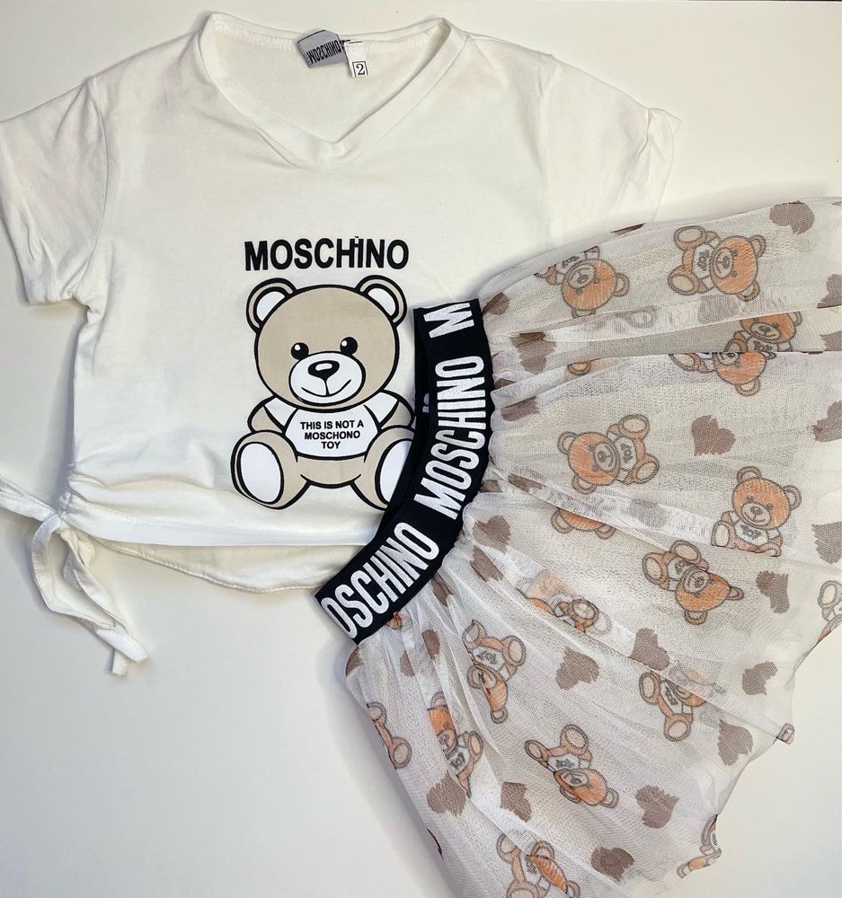 РАСПРОДАЖА Костюм для девочки Moschino