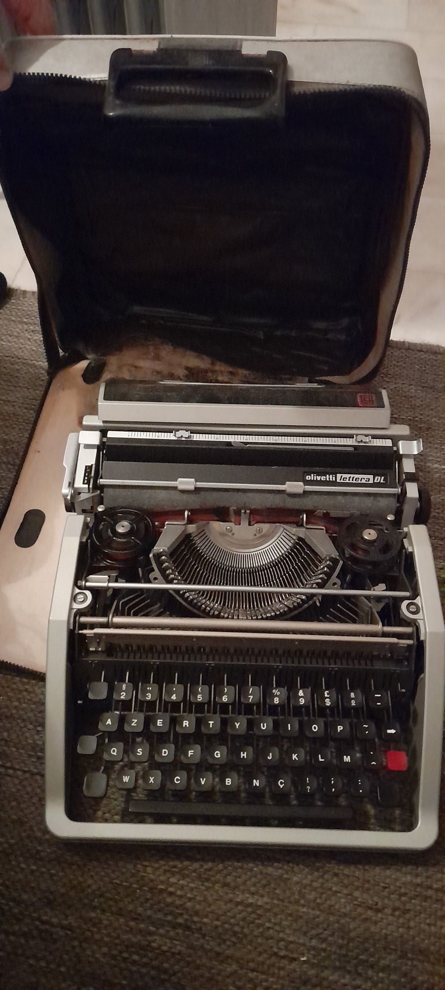 Olivetti lettera DL