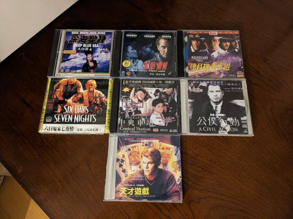 CDs diversos bom estado