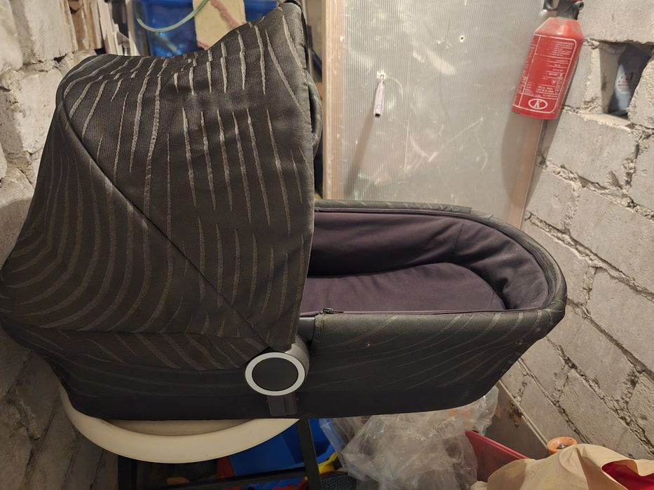 Wózek gondola plus spacerówka