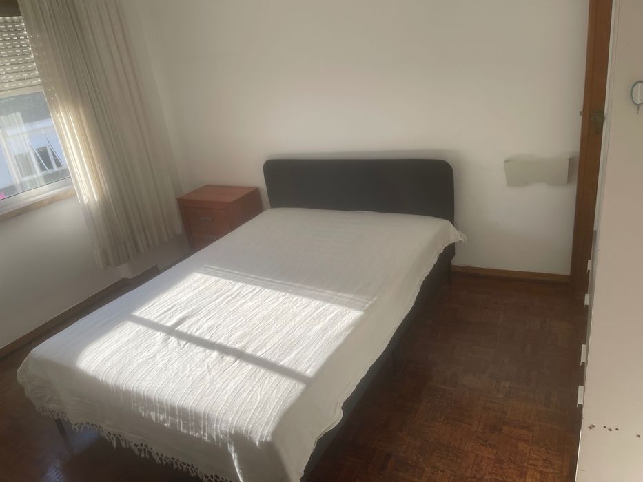 Aluga se quarto Póvoa de Santo Adrião
