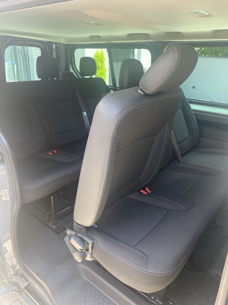 Renault Trafic 2.0dci  9 osob 2020 r