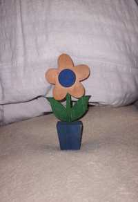 figurka, drewniany kwiatek