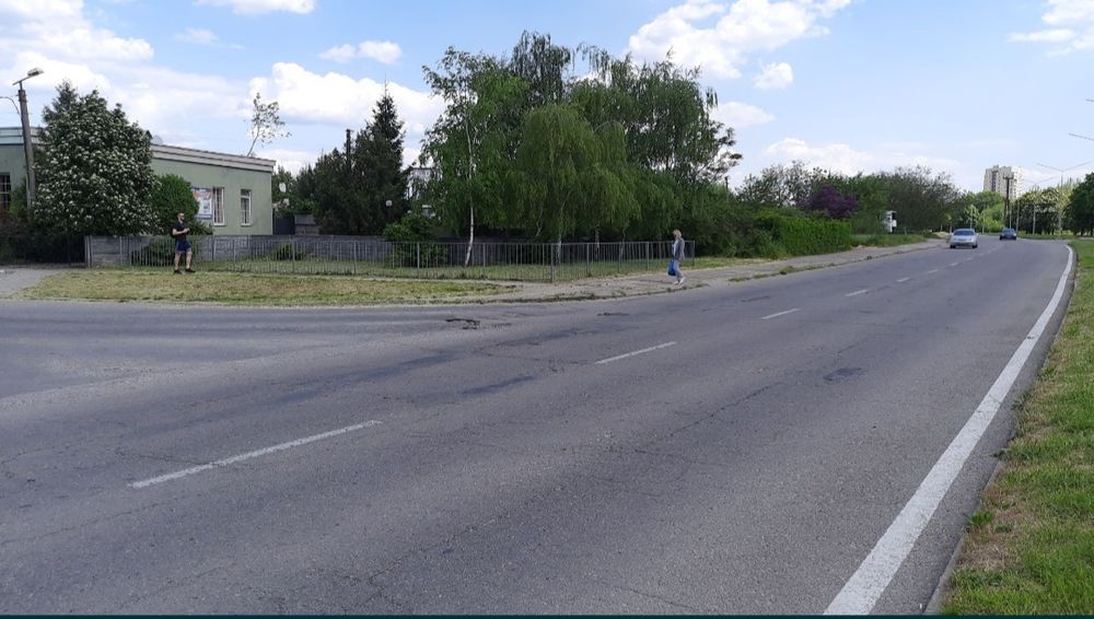 Магазин с кафетерием и летней площадкой