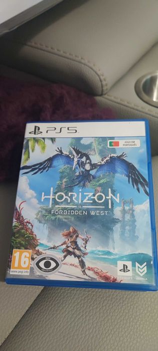 Vendo PS5 muito bem conservado, vendo pq não tenho tempo pra jogar.