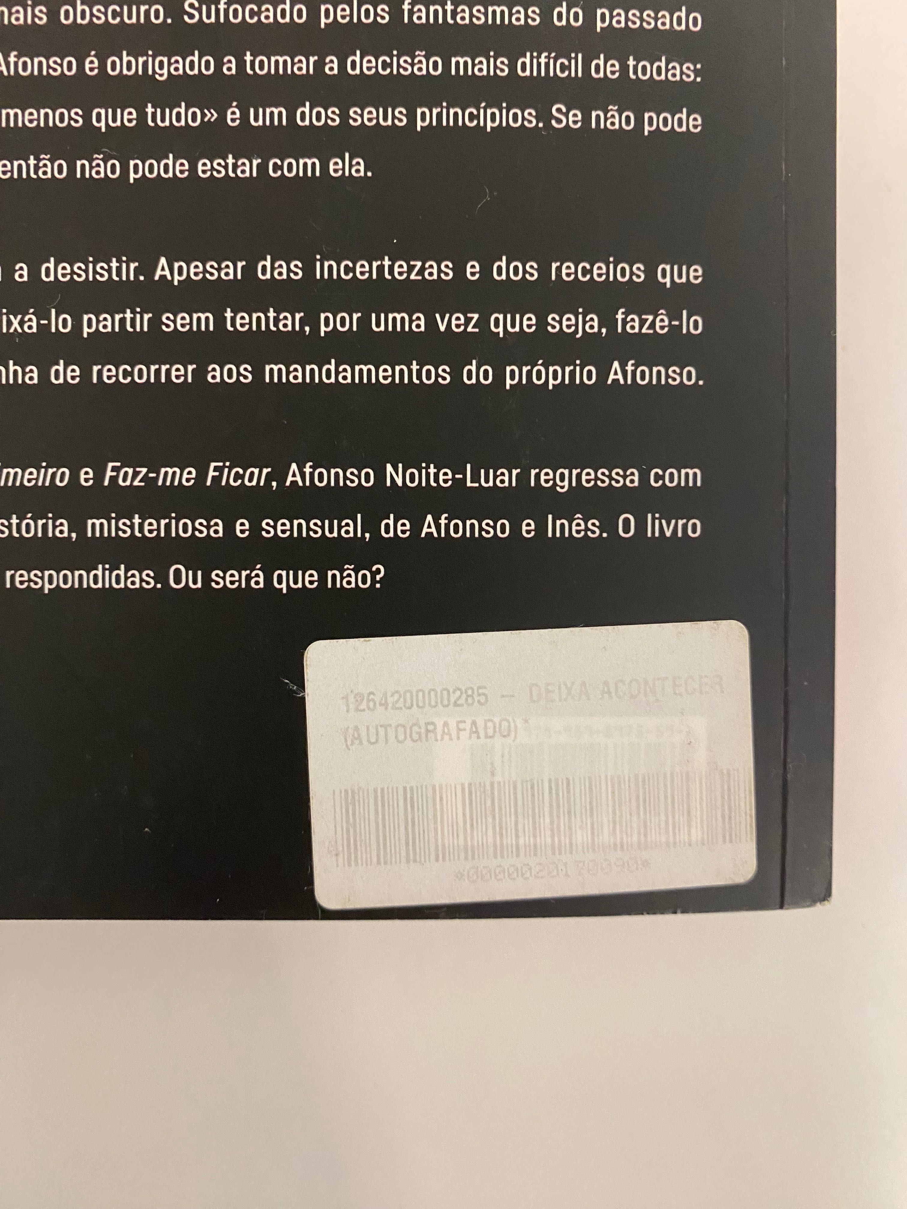 Livro "Deixa Acontecer" de Afonso Noite-Luar