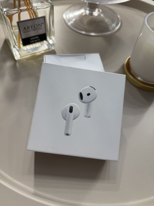 Airpods 4, 2024 року, оригінал