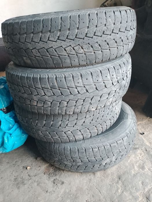 Шини kumho 215 70 15 c