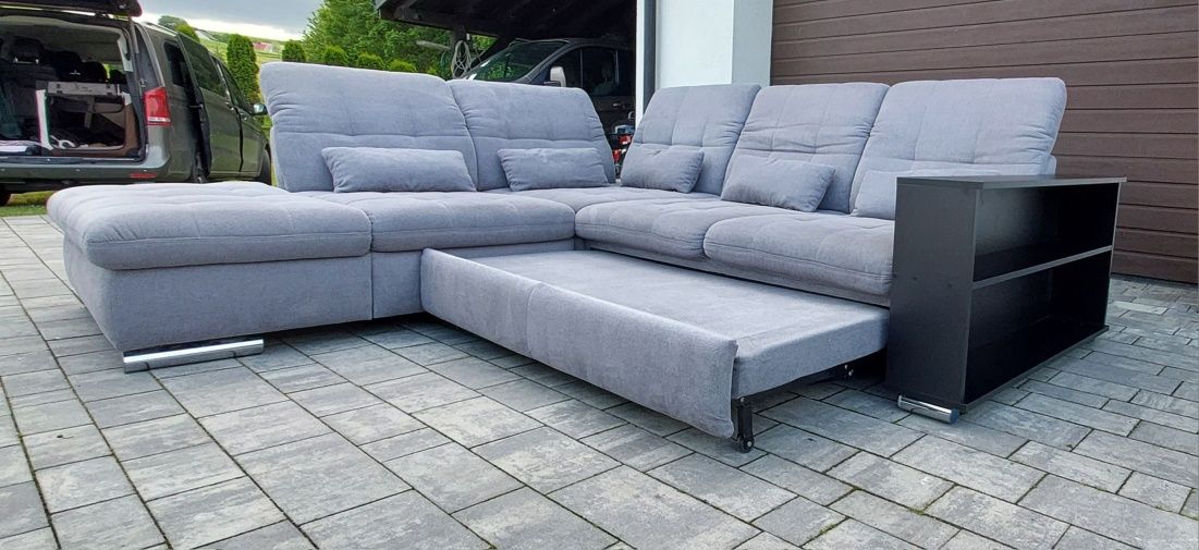 Duża sofa z funkcją spania